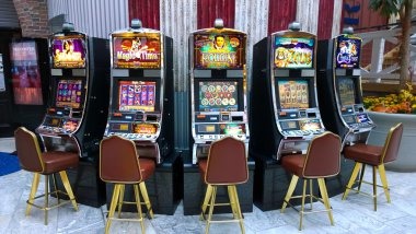 lunatogel 176 featured game showcase